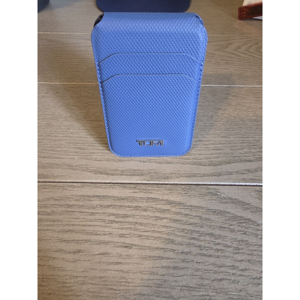 NEW Tumi MAGNETIC CARD HOLDER Stand Stand  - MATTE TEXTURED Blue